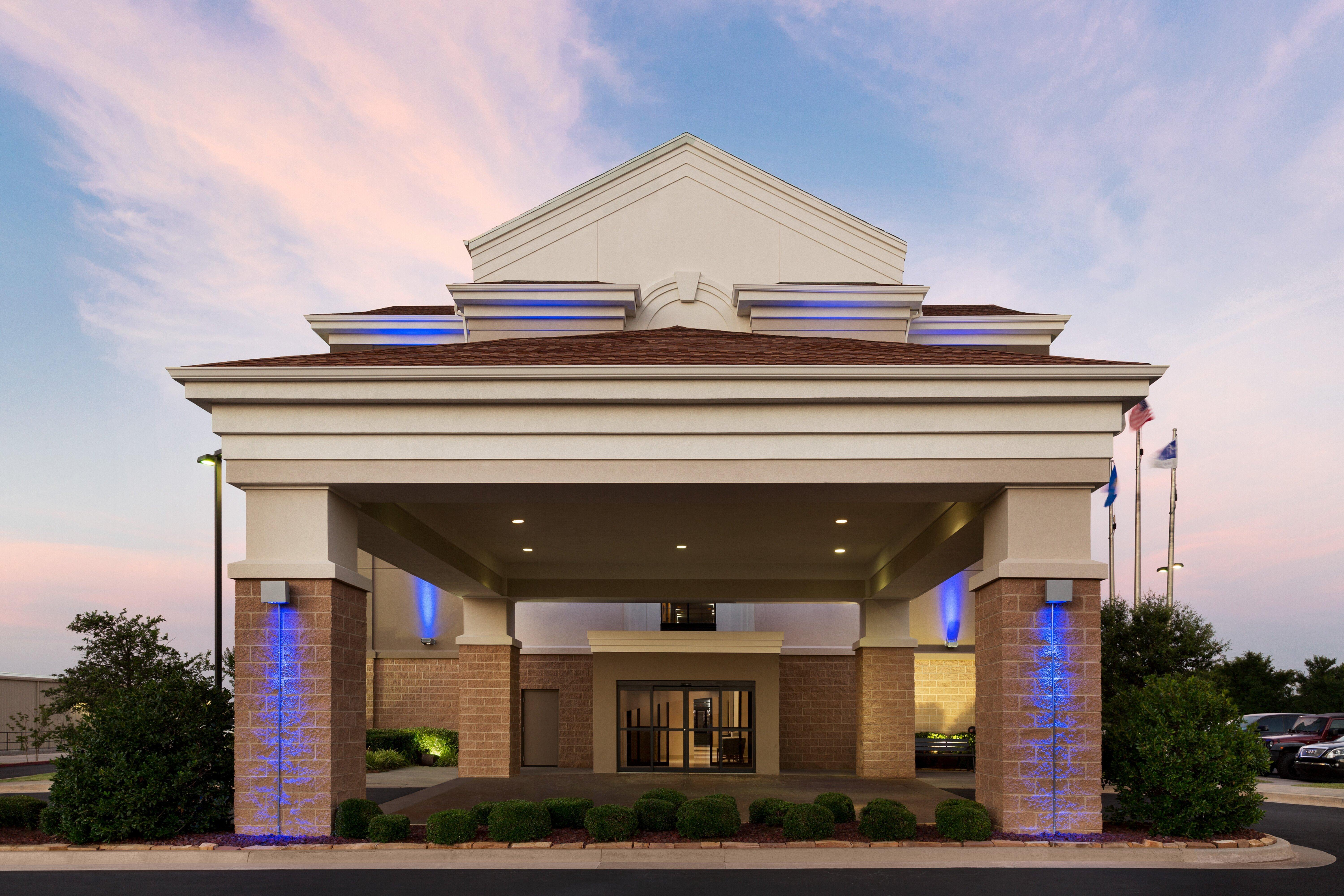 Holiday Inn Express Hotel & Suites Shawnee I-40 By Ihg Exterior foto